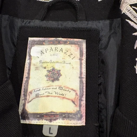 🎄Black Embroidered Long Coat, boutique purchase, by paparazzi, size L - Picture 5 of 9